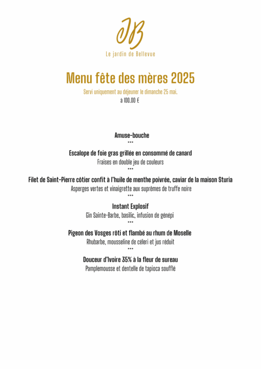 Menu gourmet servi pour la table entiere 65